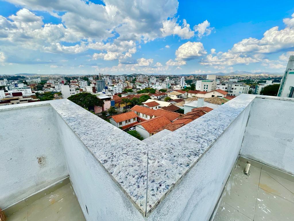 Cobertura, Santa Rosa, 3 Quartos, 2 Vagas, 1 Suíte