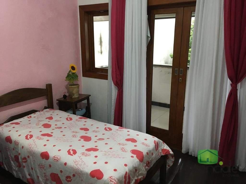 Casa, Arvoredo, 4 Quartos, 5 Vagas, 1 Suíte