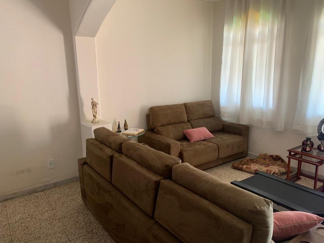 Casa, Jardim Pérola, 4 Quartos, 6 Vagas, 1 Suíte