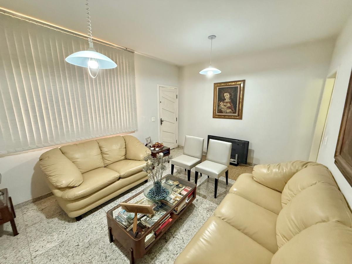 Casa, Bandeirantes (pampulha), 3 Quartos, 4 Vagas, 3 Suítes