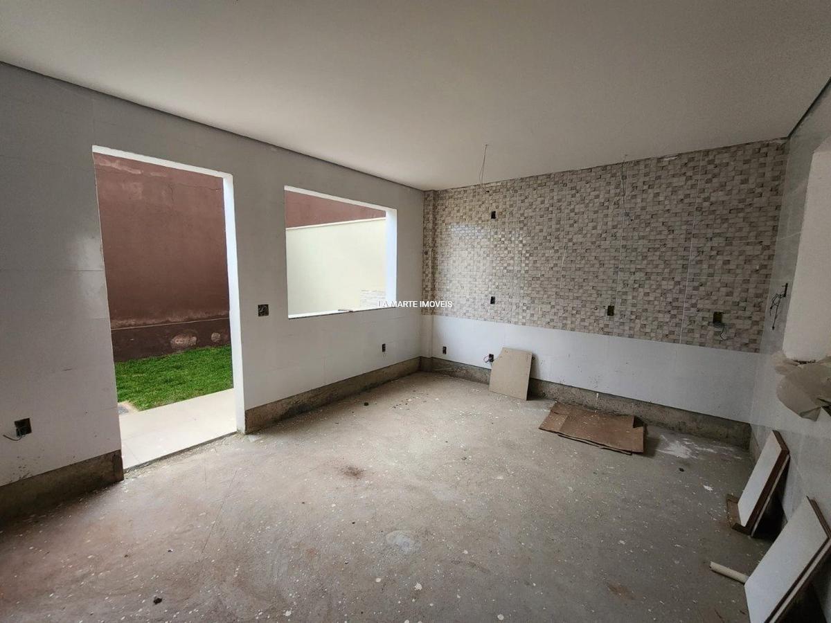 Casa, Sapucaia II, 3 Quartos, 2 Vagas, 1 Suíte