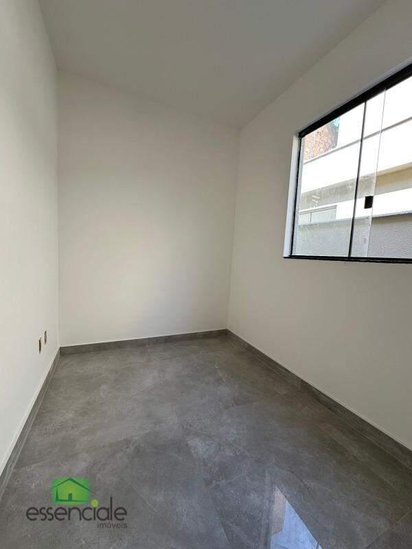 Casa, Palmeiras, 3 Quartos, 2 Vagas, 1 Suíte