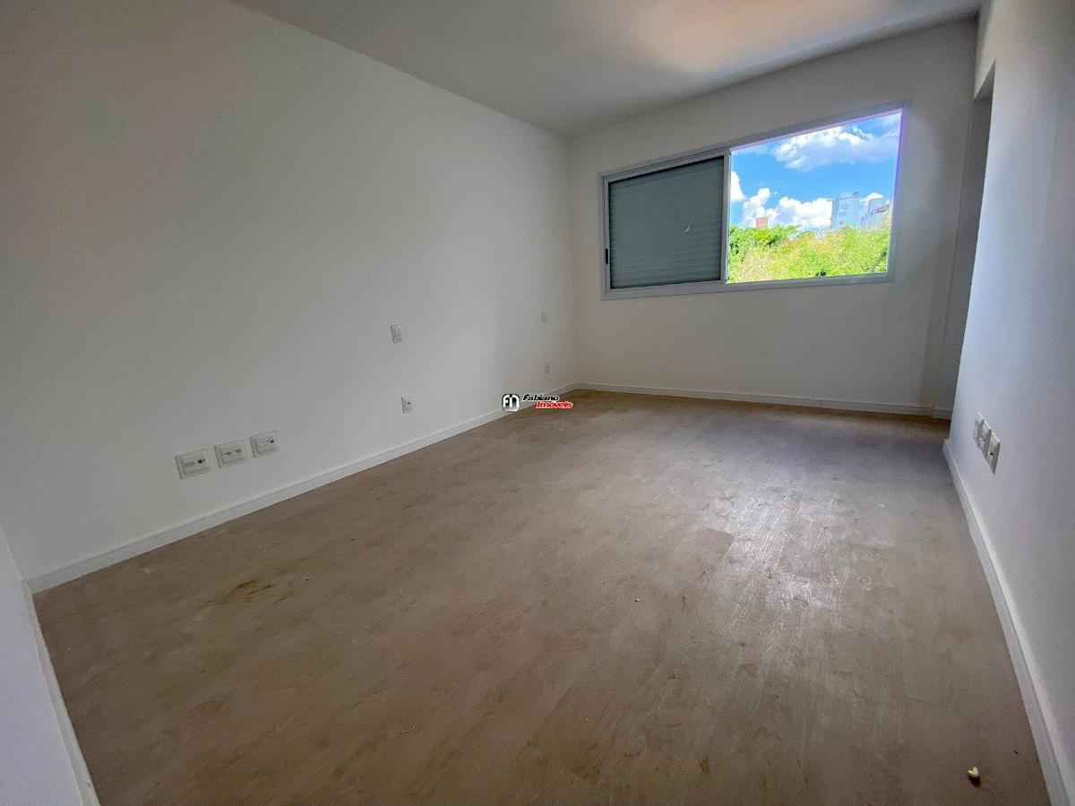 Apartamento, Jaraguá, 4 Quartos, 4 Vagas, 2 Suítes