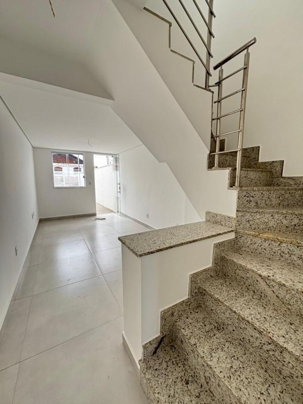 Casa, Jardim Leblon, 2 Quartos, 2 Vagas