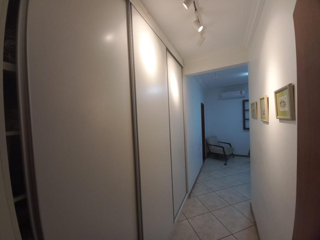 Casa, Caiçaras, 4 Quartos, 6 Vagas, 3 Suítes