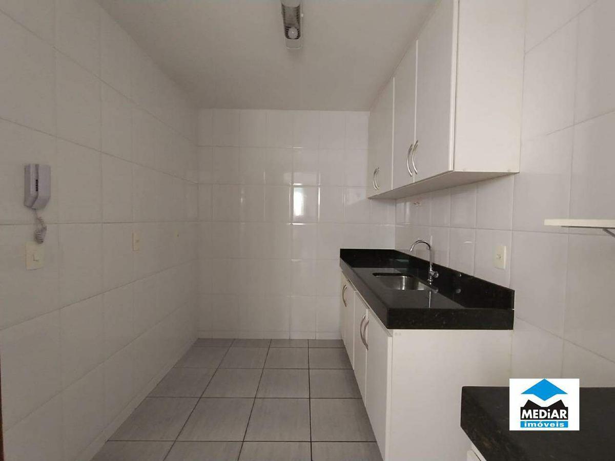 Apartamento, Sagrada Família, 3 Quartos, 2 Vagas, 1 Suíte