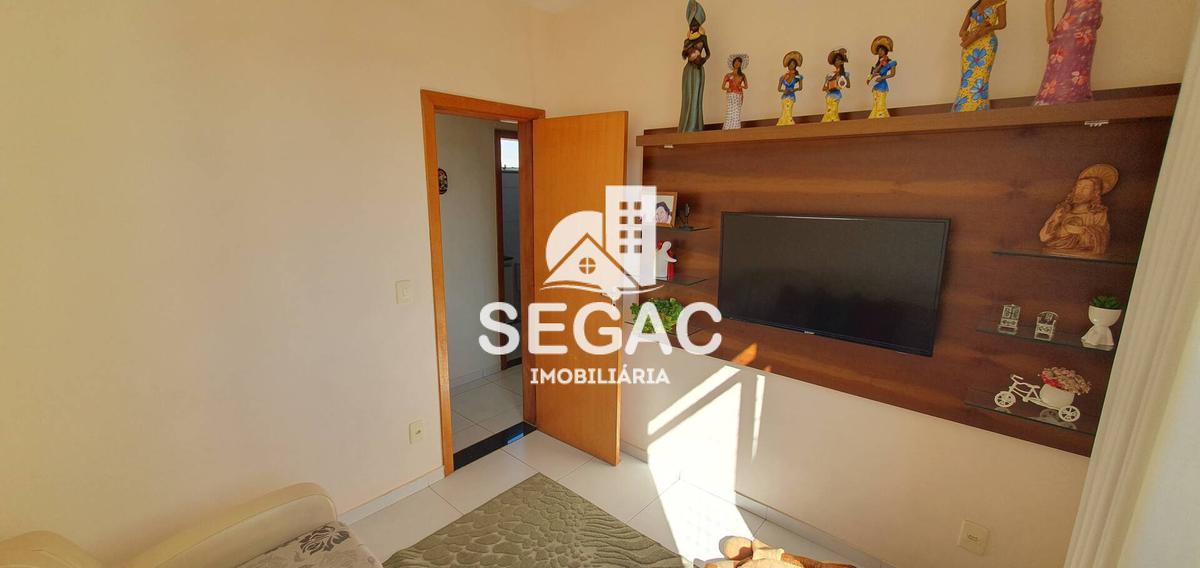 Cobertura, Sagrada Família, 4 Quartos, 2 Vagas, 1 Suíte