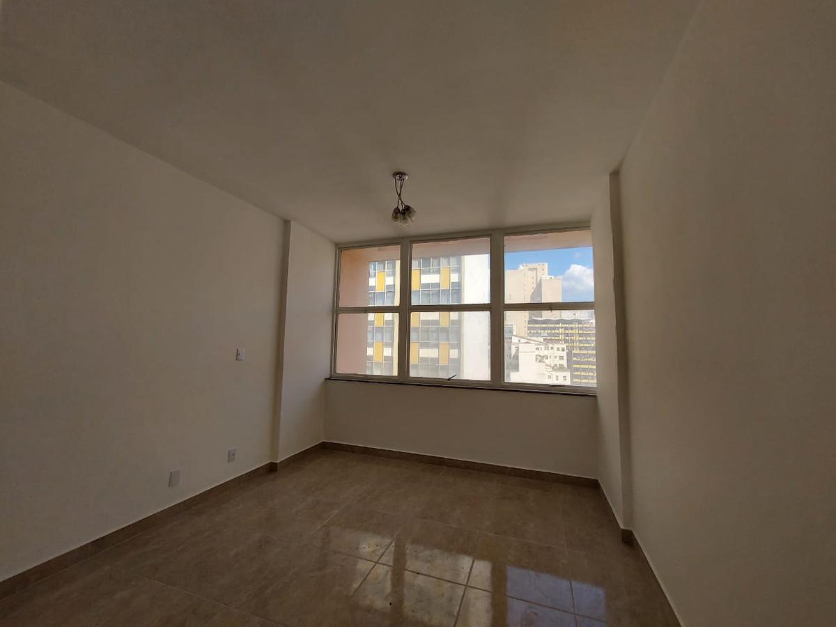 Sala, Centro, 0 Quarto, 0 Vaga