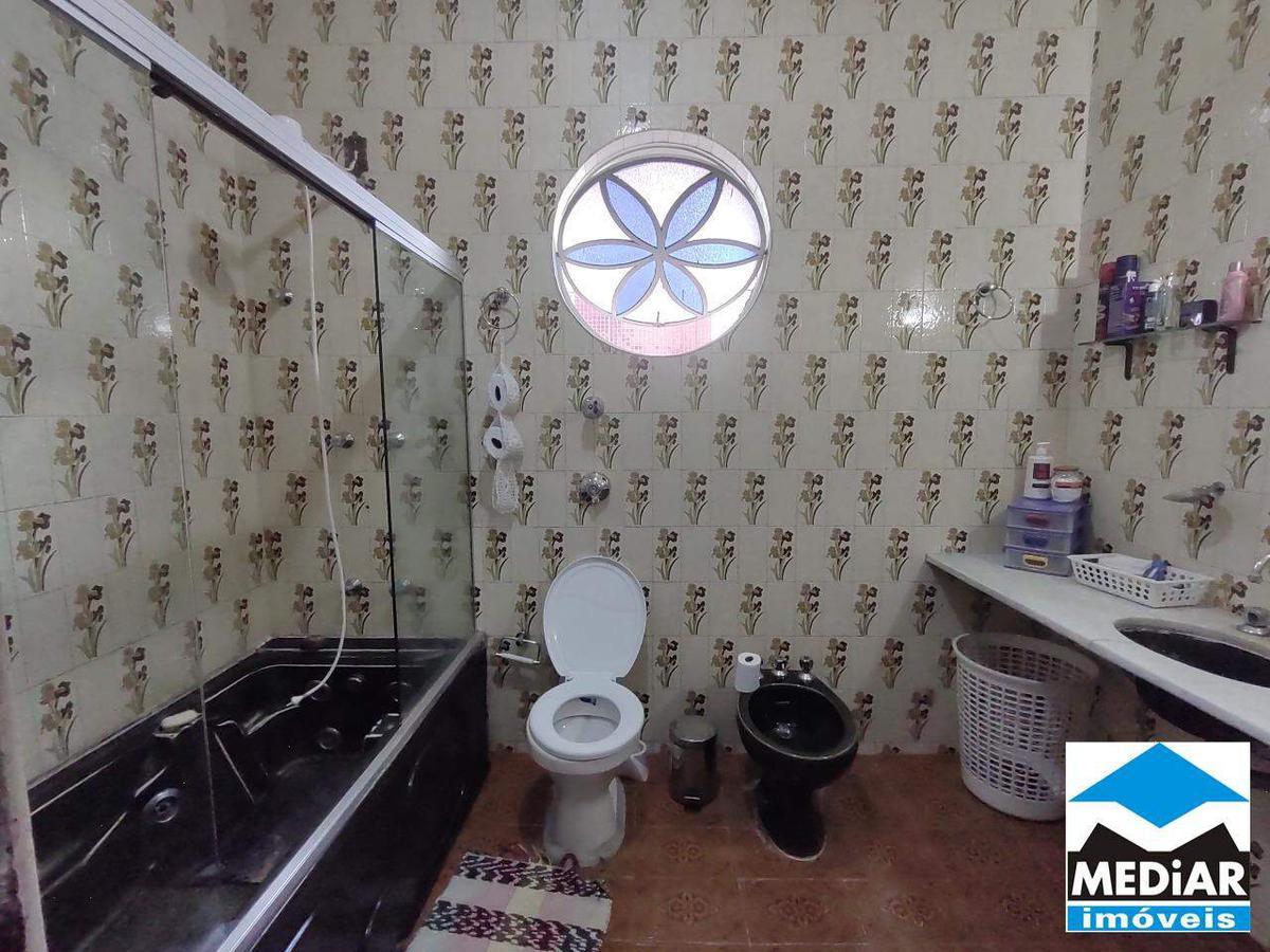 Casa, Colégio Batista, 6 Quartos, 4 Vagas, 1 Suíte