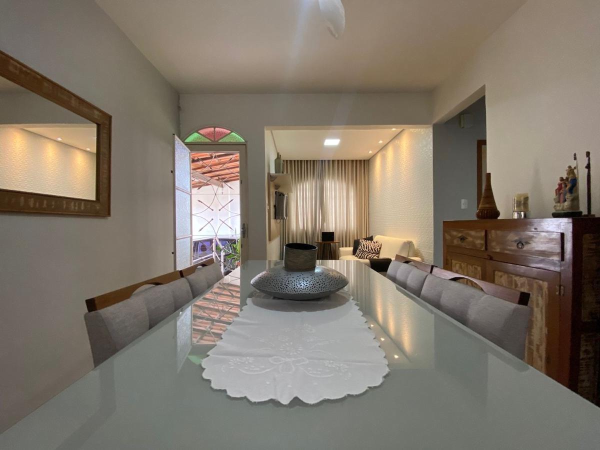 Casa, Itatiaia, 3 Quartos, 4 Vagas, 1 Suíte