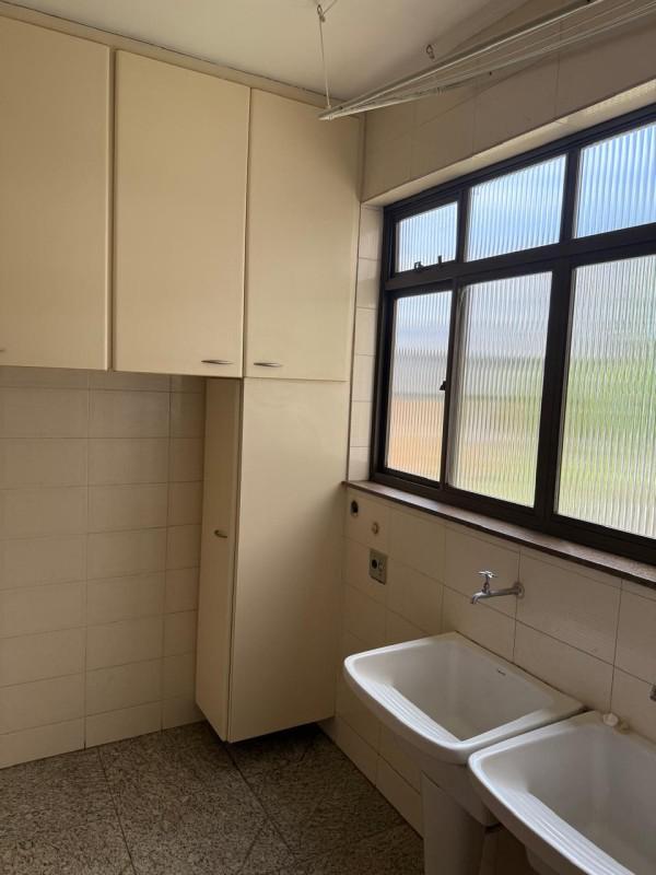 Apartamento, Coração de Jesus, 4 Quartos, 2 Vagas, 1 Suíte