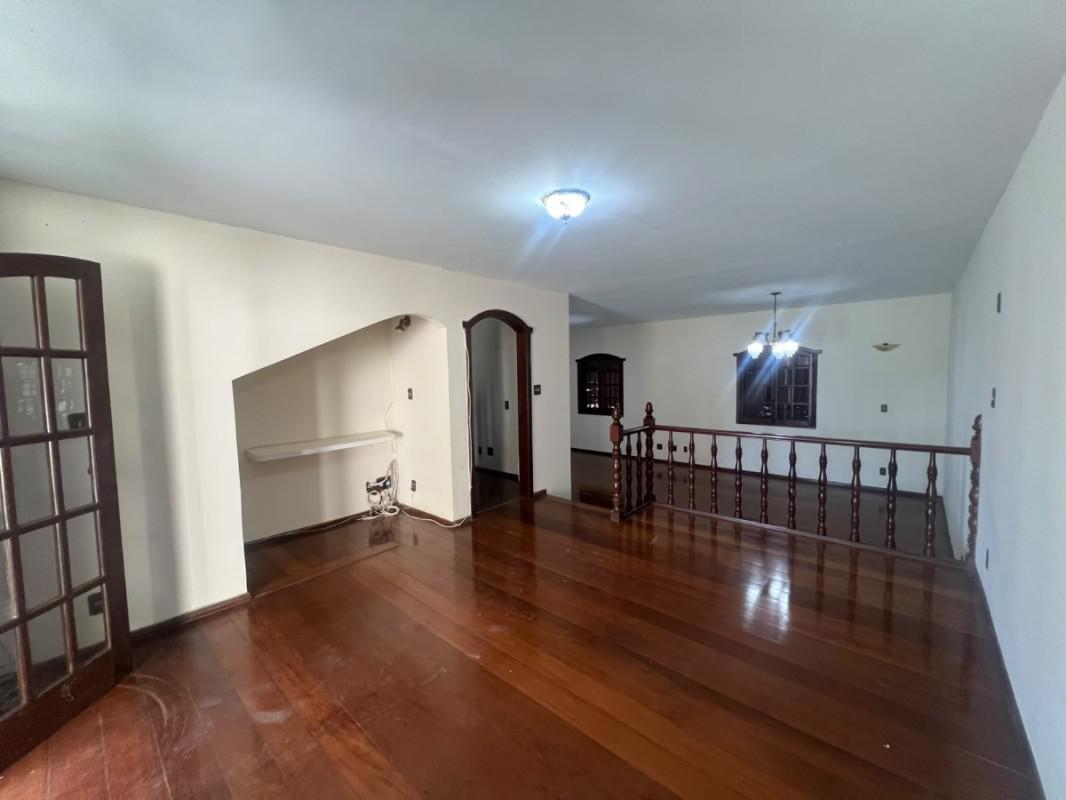 Casa Comercial, São Luiz (pampulha), 4 Quartos, 10 Vagas, 1 Suíte