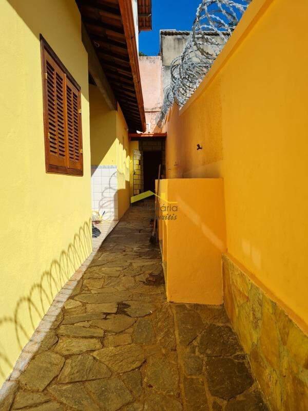 Casa, Jardim América, 4 Quartos, 4 Vagas, 1 Suíte