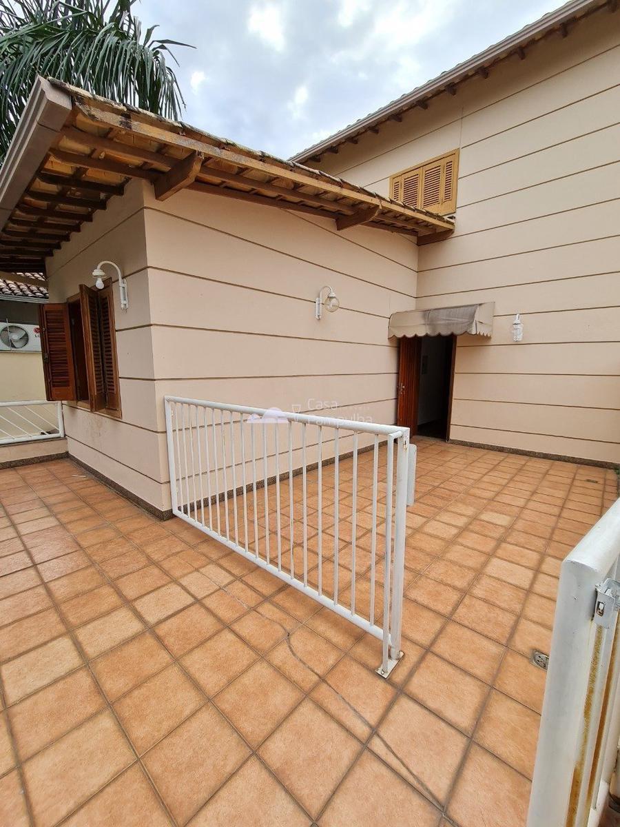 Casa, Itapoã, 5 Quartos, 4 Vagas, 2 Suítes