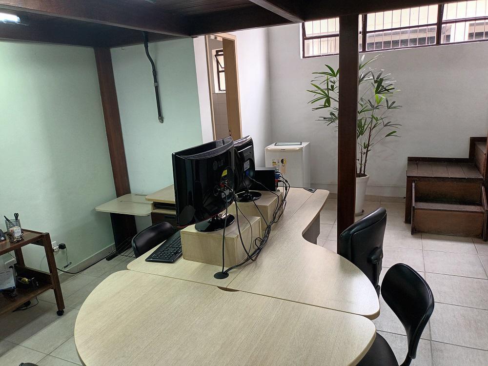 Sala, Barro Preto, 0 Quarto, 0 Vaga