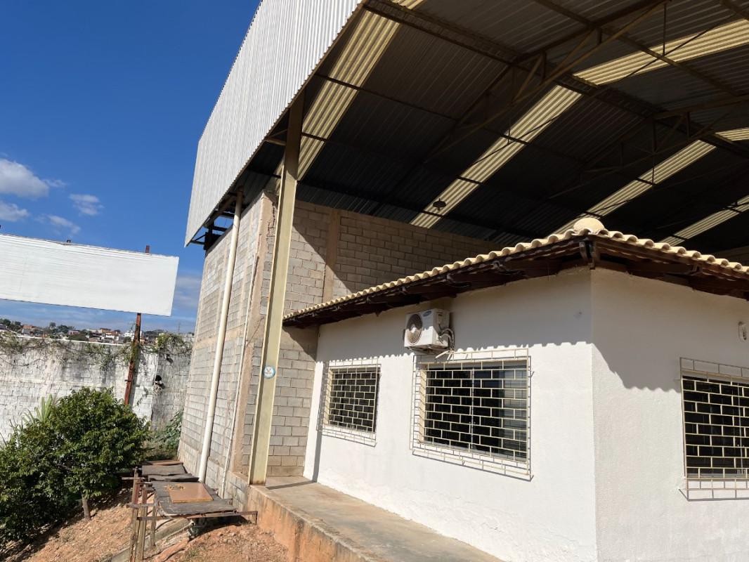 Galpão, Morada Nova, 0 Quarto, 20 Vagas