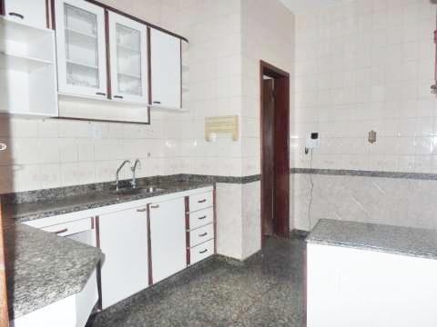 Casa, Sagrada Família, 3 Quartos, 4 Vagas, 1 Suíte