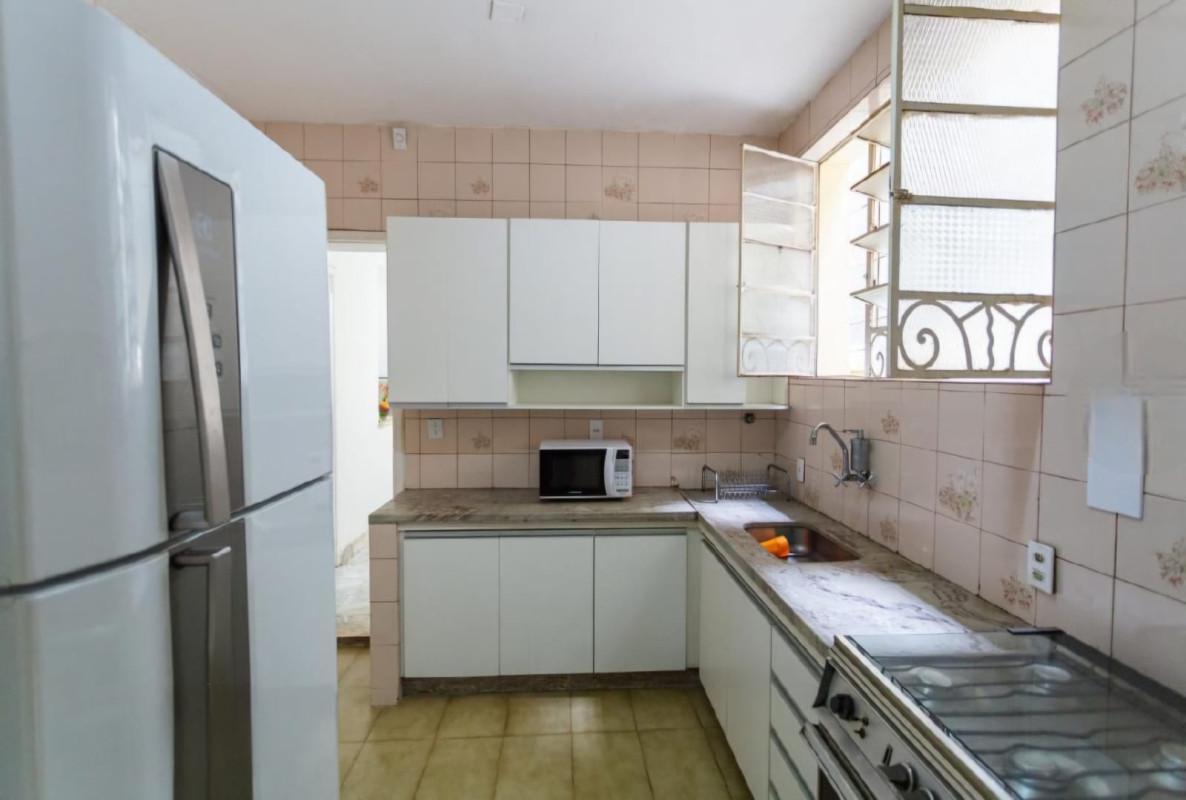 Casa, Lourdes, 5 Quartos, 2 Vagas, 1 Suíte