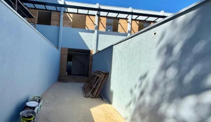 Casa, Santa Mônica, 2 Quartos, 1 Vaga, 2 Suítes