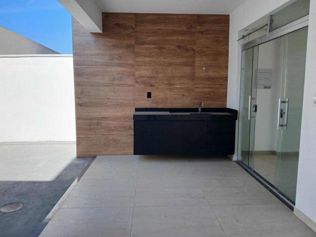 Casa, Planalto, 3 Quartos, 2 Vagas, 1 Suíte