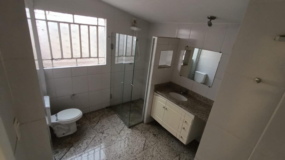 Casa, Carlos Prates, 3 Quartos, 4 Vagas, 1 Suíte