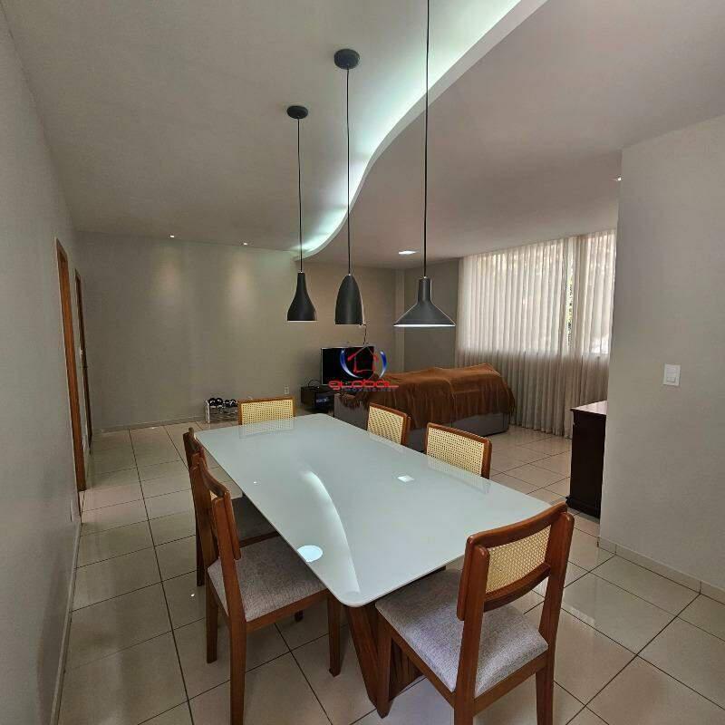 Área Privativa, Ouro Preto, 3 Quartos, 3 Vagas, 1 Suíte