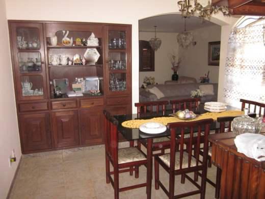 Casa, Itapoã, 3 Quartos, 4 Vagas, 1 Suíte