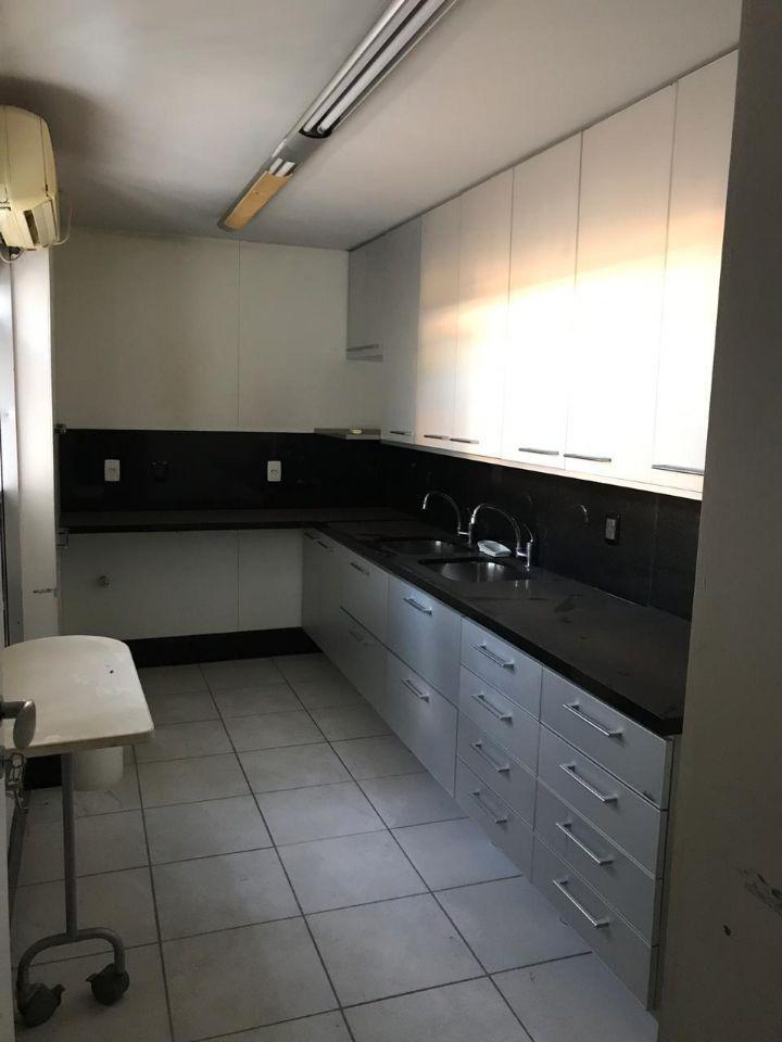Andar, Centro, 0 Quarto, 0 Vaga