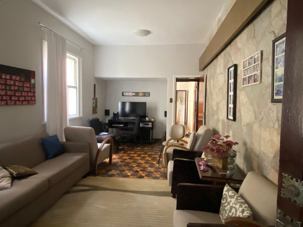 Casa, Floresta, 12 Quartos, 0 Vaga, 2 Suítes