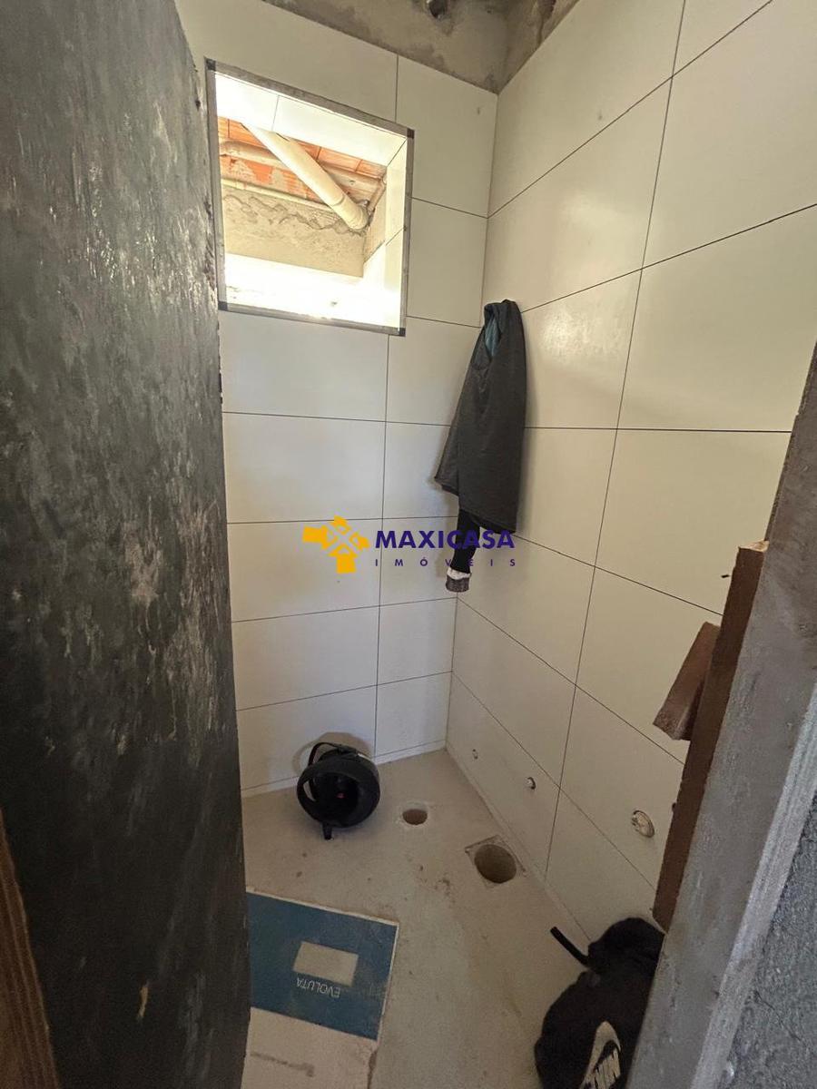Casa, Itapoã, 3 Quartos, 1 Vaga, 1 Suíte