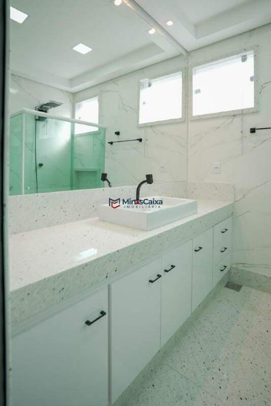 Casa, Amaro Lanari, 3 Quartos, 2 Vagas, 1 Suíte