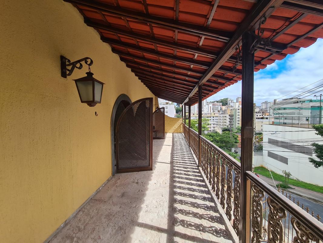 Casa, Gutierrez, 5 Quartos, 4 Vagas, 2 Suítes