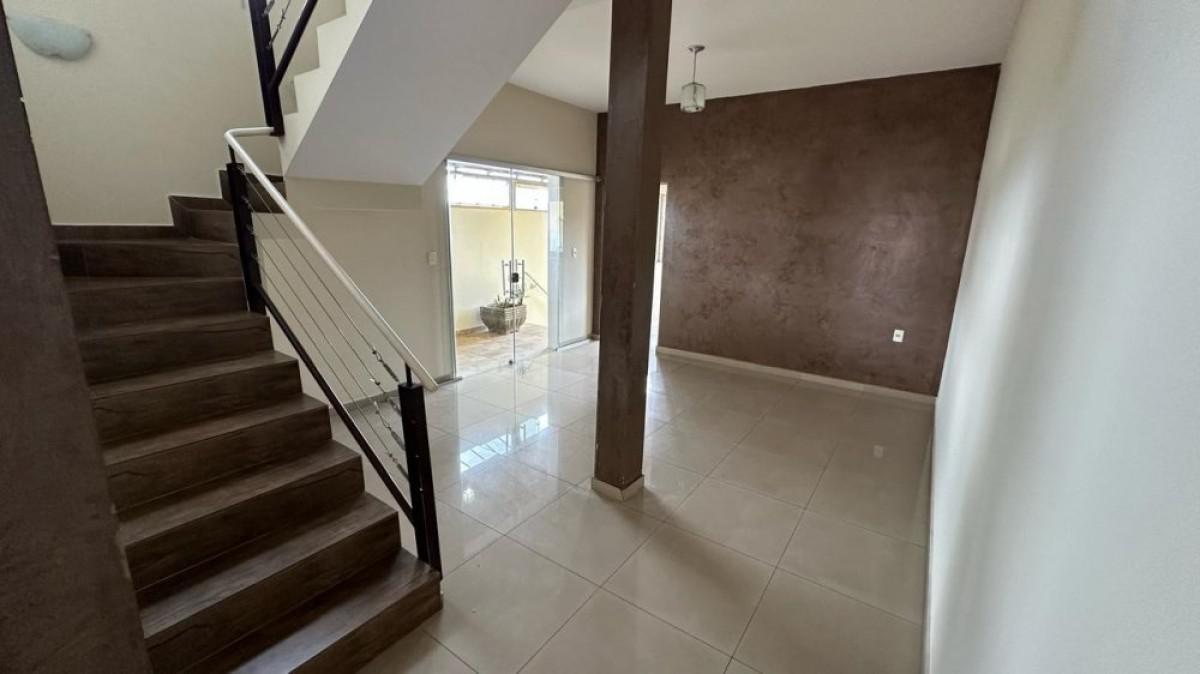Casa, Masterville, 3 Quartos, 2 Vagas, 1 Suíte