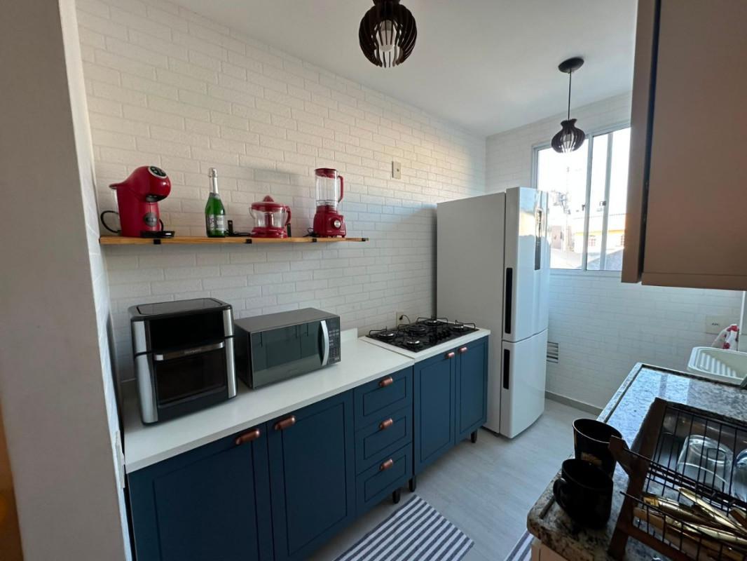Apartamento, Santa Helena (barreiro), 2 Quartos, 1 Vaga