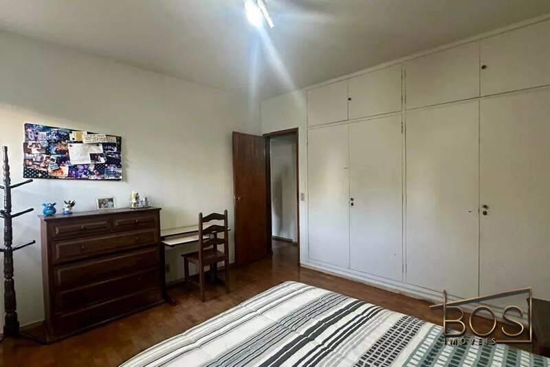 Casa, Serra, 4 Quartos, 4 Vagas, 1 Suíte