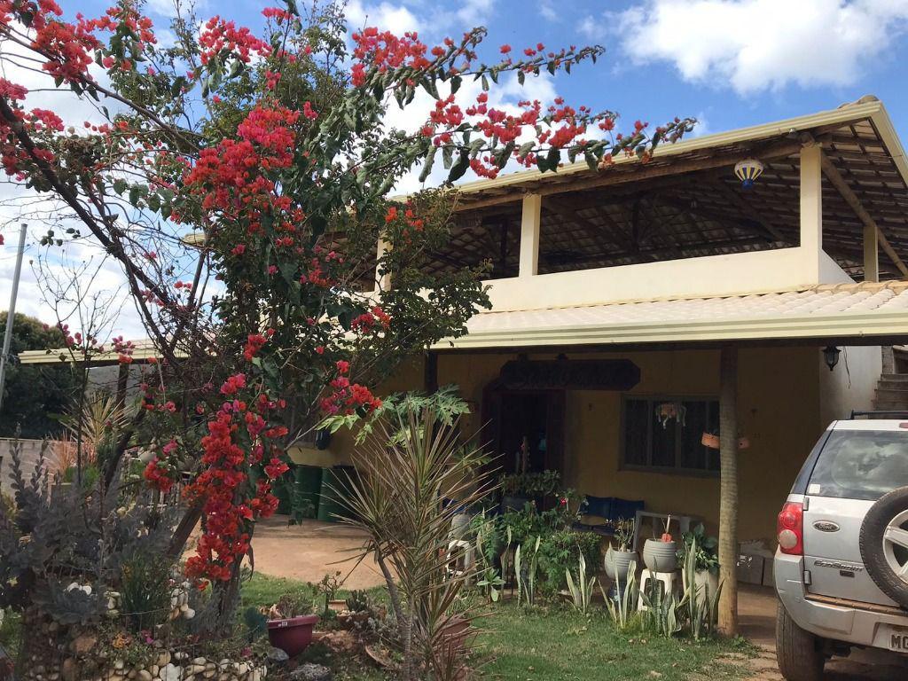 Fazenda, Adelmolândia, 4 Quartos, 0 Vaga, 1 Suíte