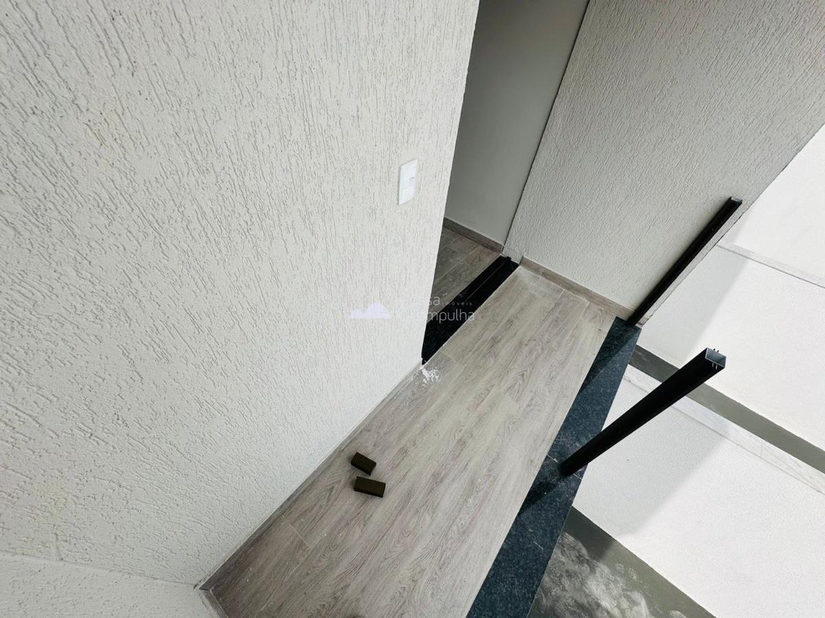 Casa, Candelária, 2 Quartos, 2 Vagas, 1 Suíte