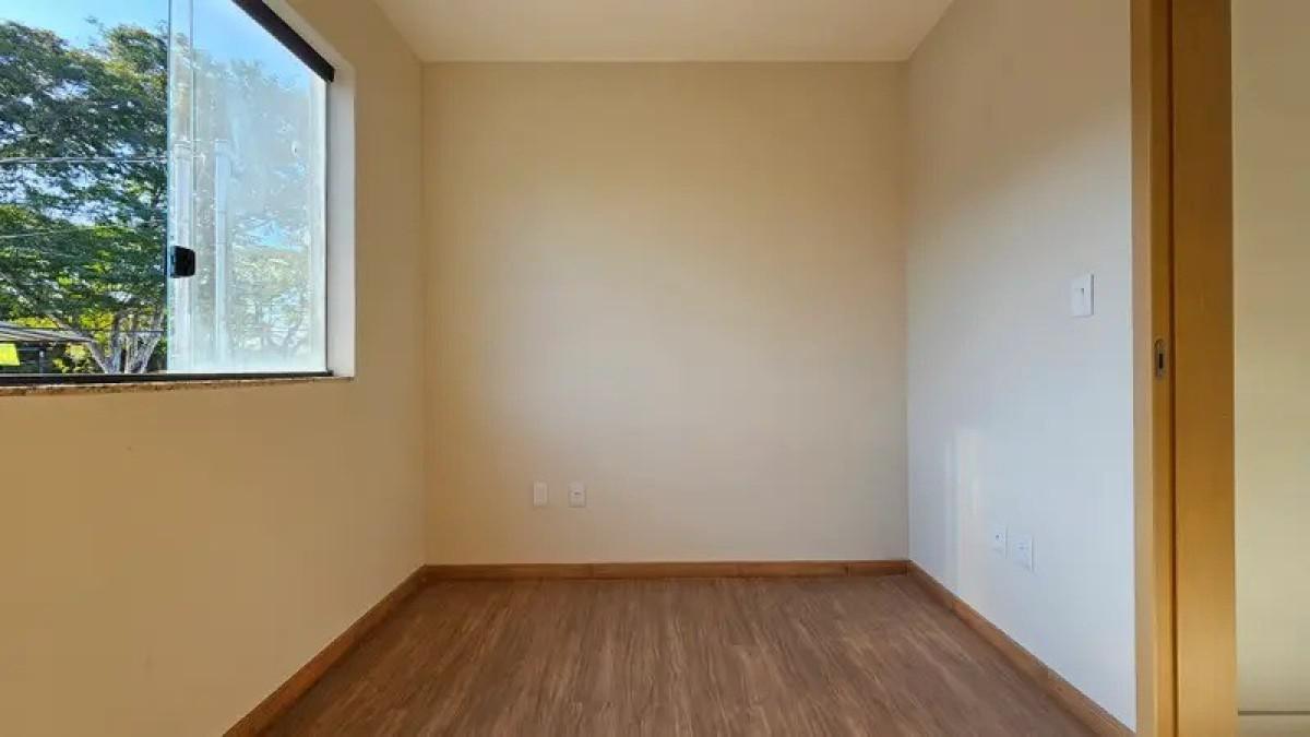Casa, Santa Mônica, 3 Quartos, 2 Vagas, 1 Suíte