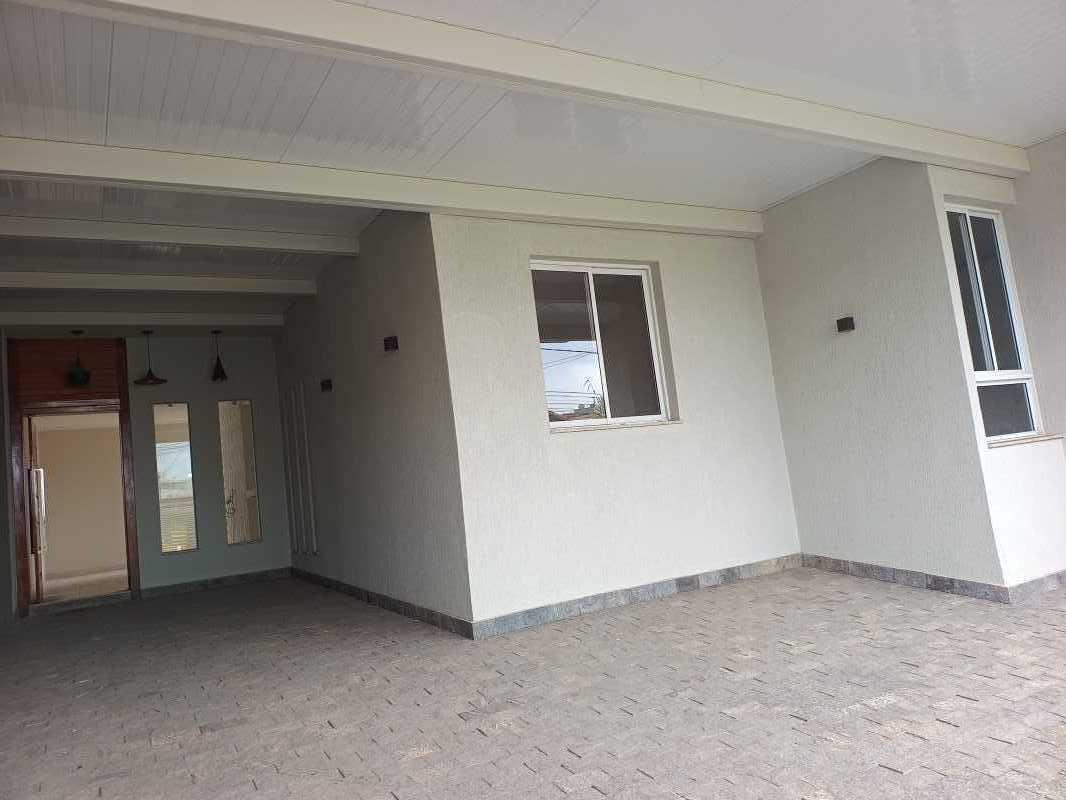 Casa, Fonte Grande, 4 Quartos, 3 Vagas, 2 Suítes