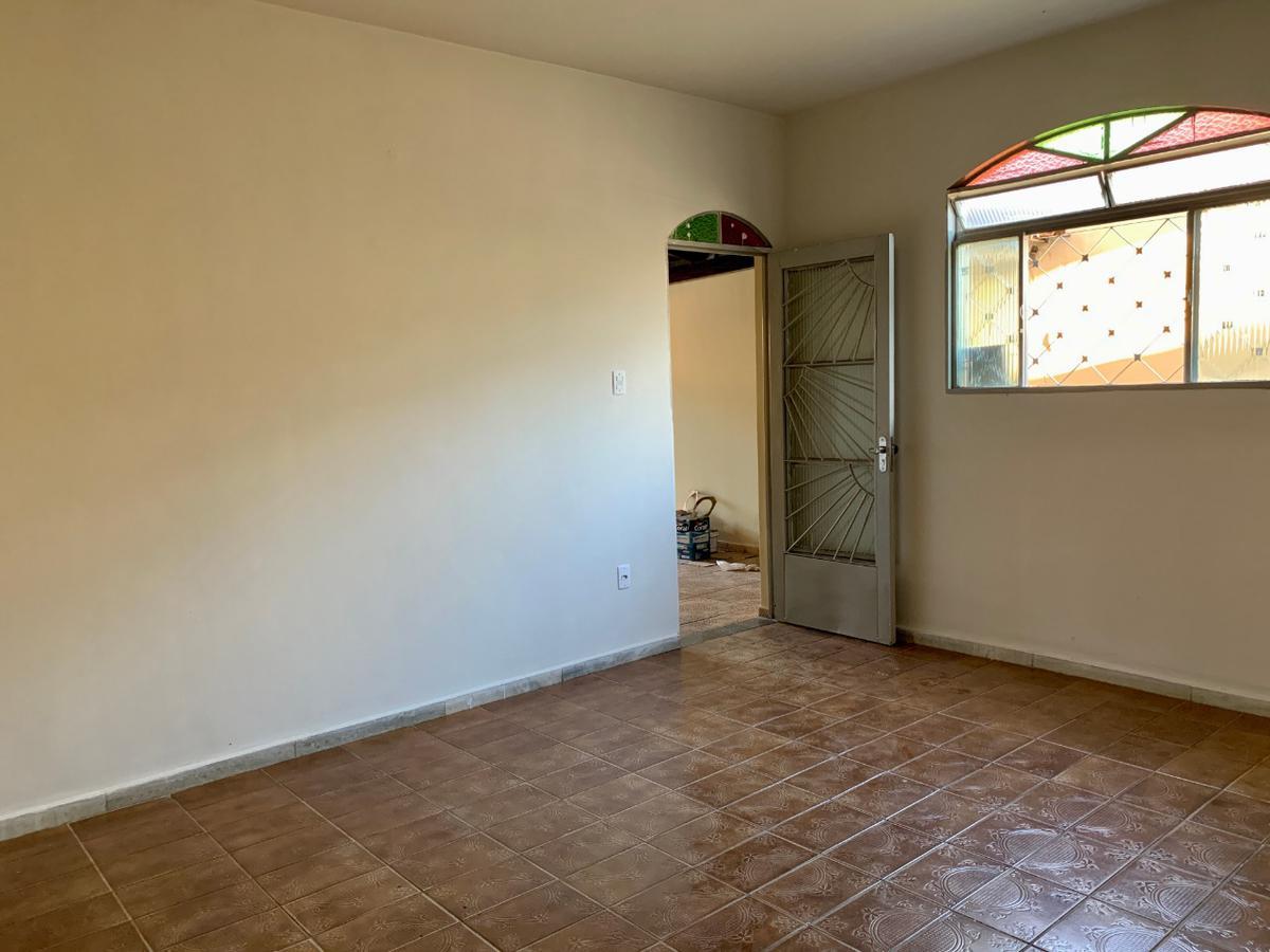 Casa, Arvoredo, 3 Quartos, 2 Vagas, 1 Suíte