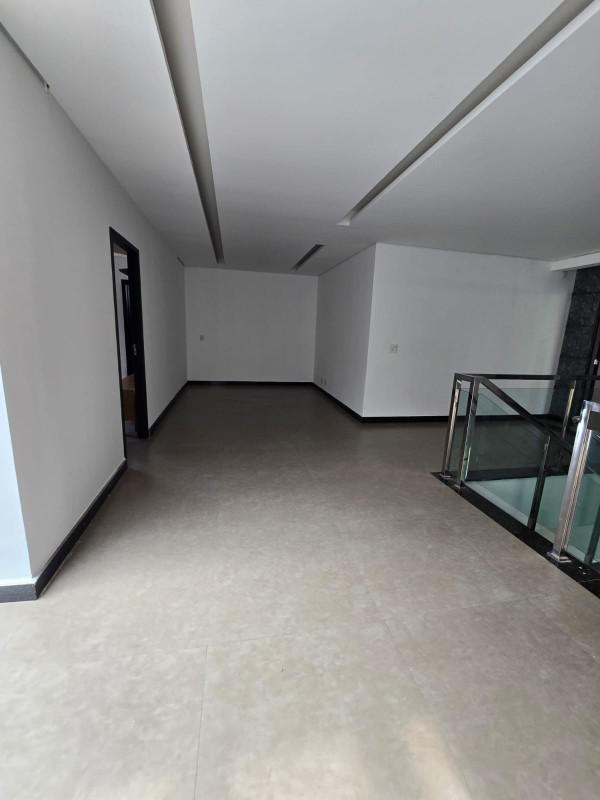 Casa, Cabral, 4 Quartos, 4 Vagas, 3 Suítes
