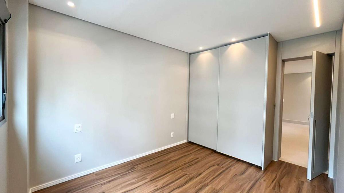 Apartamento, Funcionários, 1 Quarto, 2 Vagas, 1 Suíte