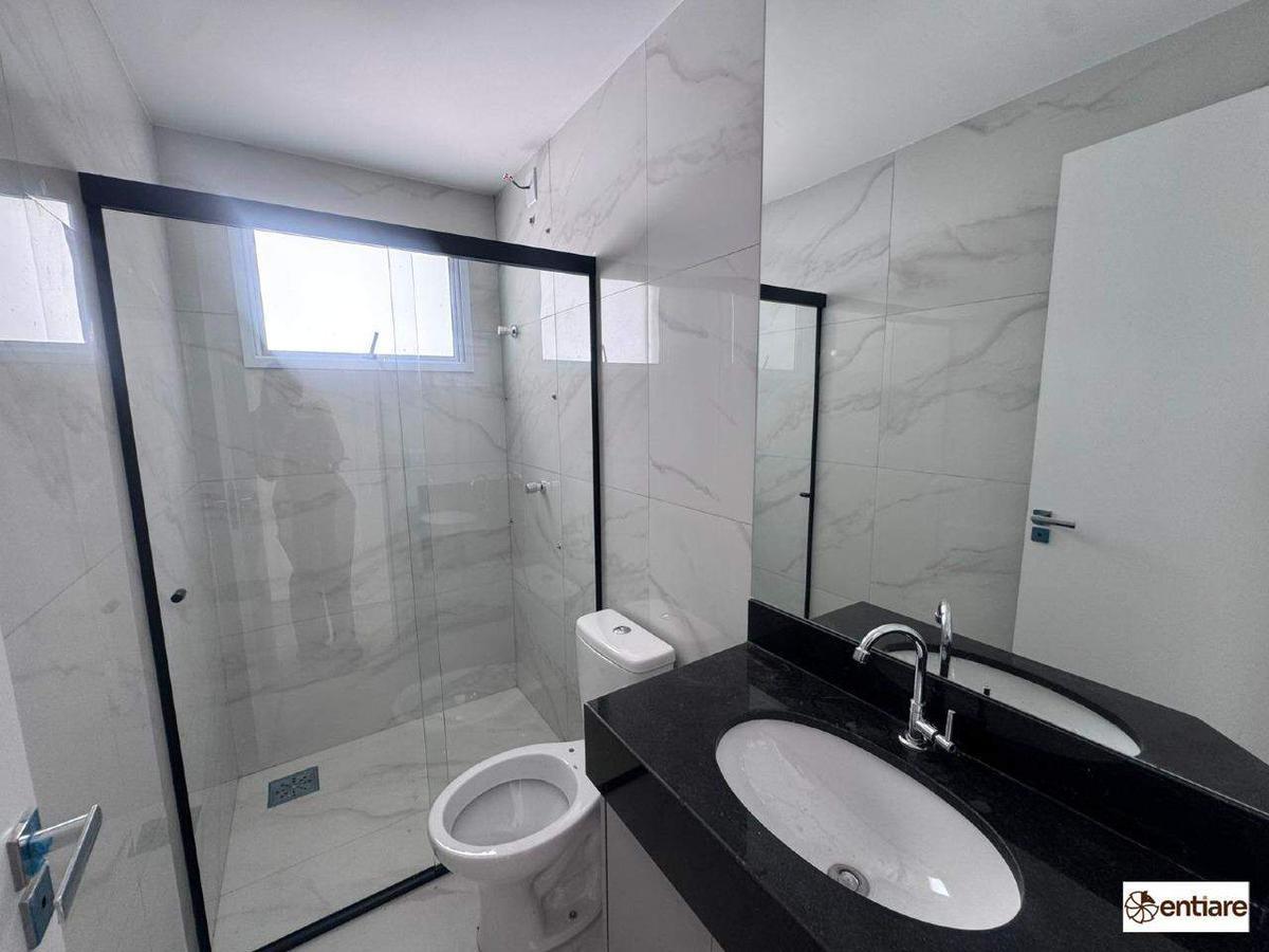 Apartamento, Centro, 2 Quartos, 2 Vagas, 1 Suíte