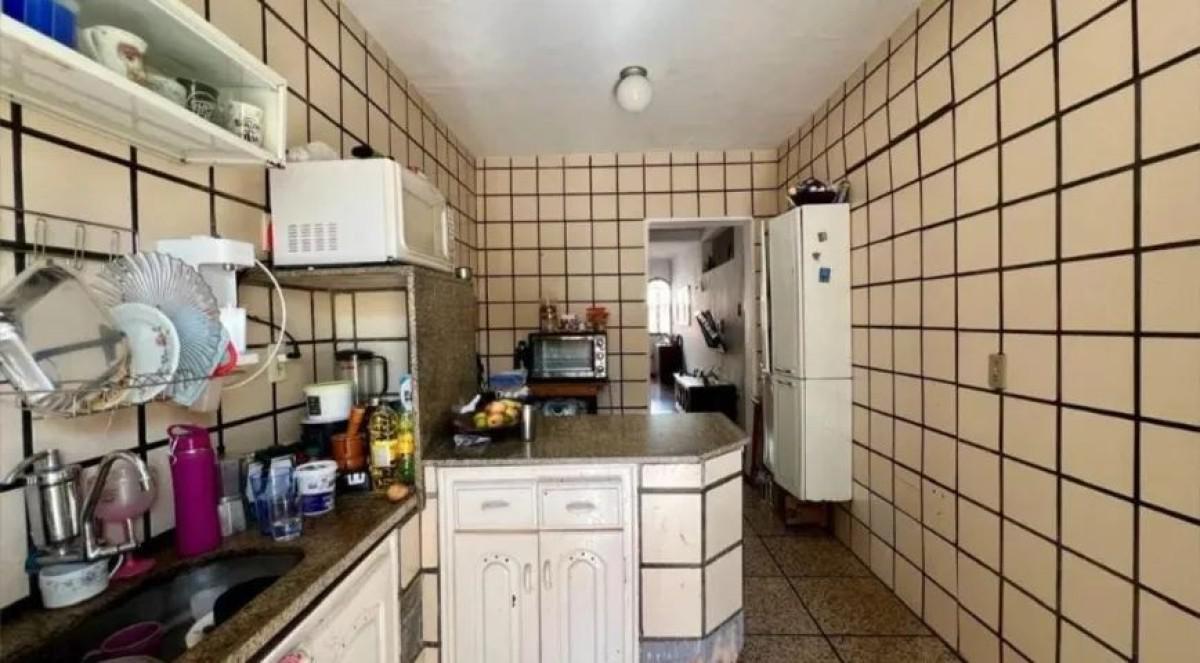 Casa, Colégio Batista, 3 Quartos, 3 Vagas, 1 Suíte