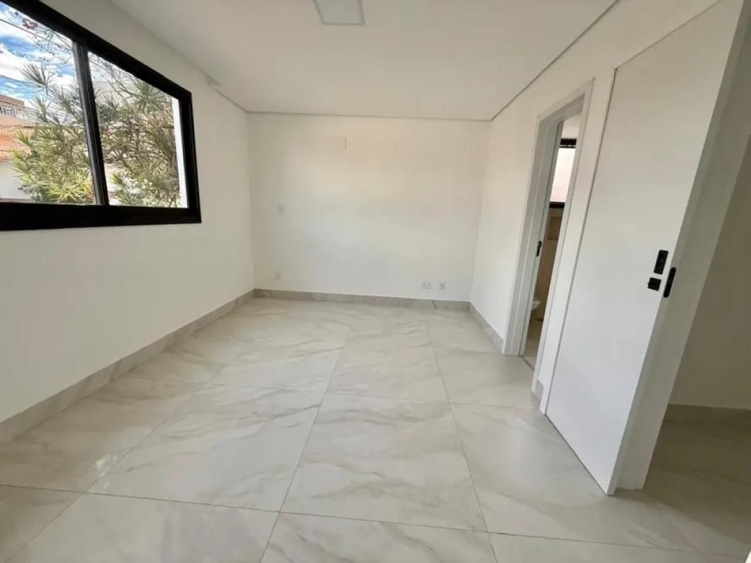 Casa, Planalto, 3 Quartos, 2 Vagas, 1 Suíte