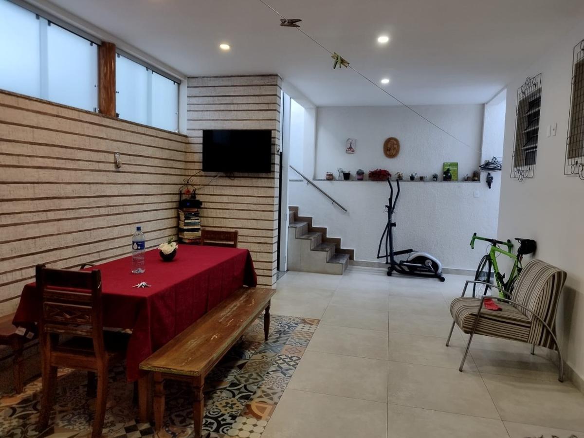 Casa, Colégio Batista, 3 Quartos, 2 Vagas, 1 Suíte