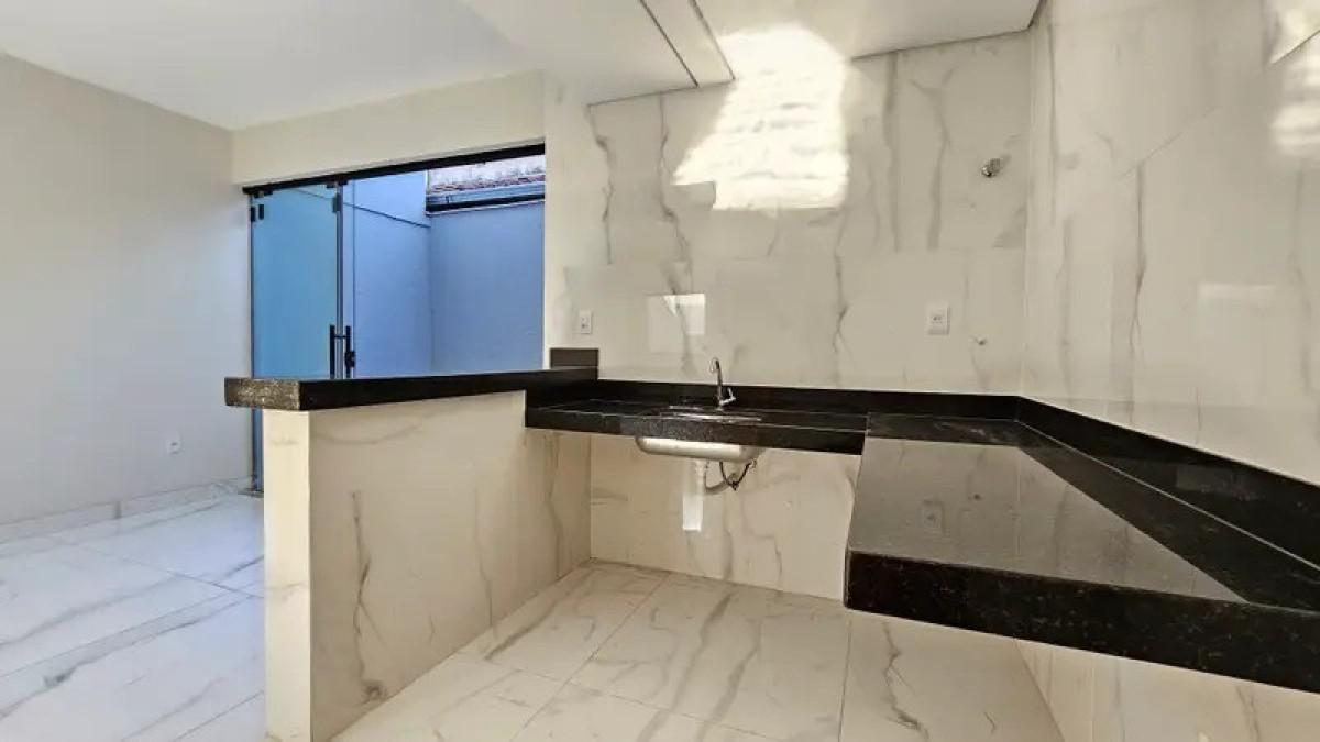 Casa, Santa Mônica, 3 Quartos, 2 Vagas, 1 Suíte