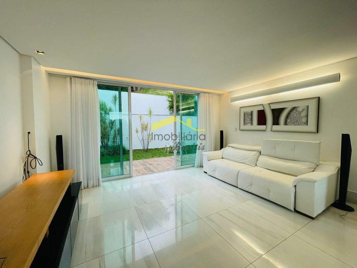 Casa, Buritis, 4 Quartos, 4 Vagas, 3 Suítes