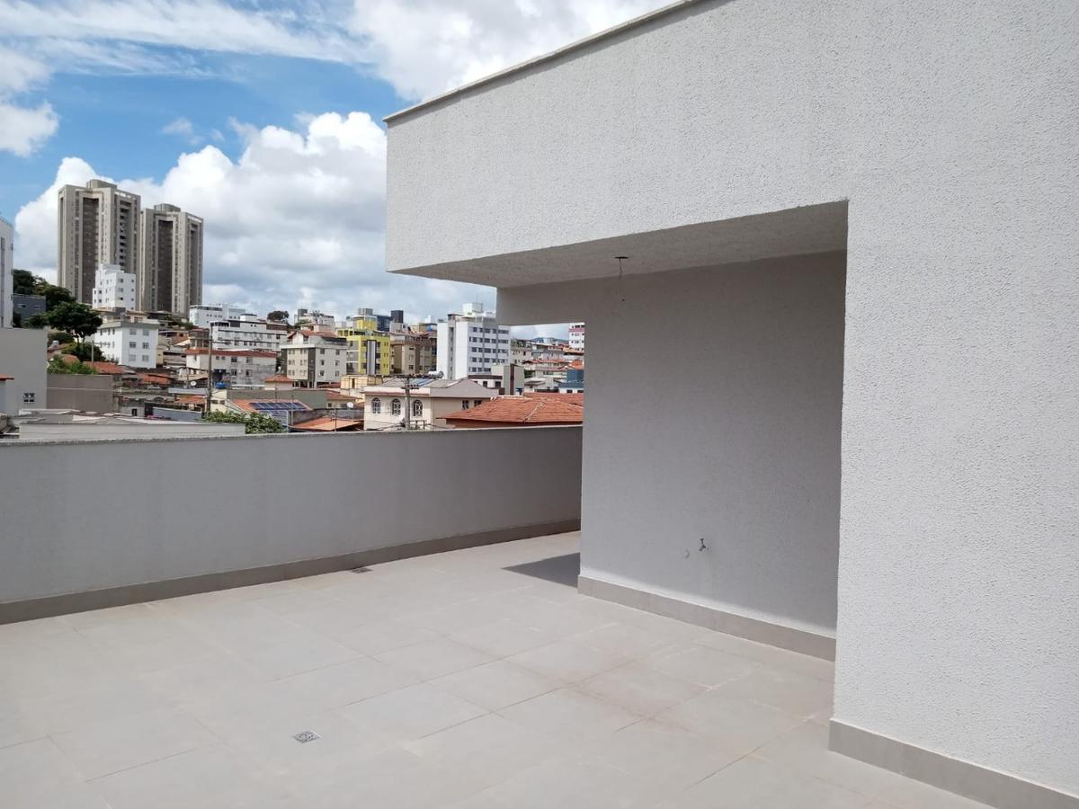 Cobertura, União, 4 Quartos, 2 Vagas, 2 Suítes