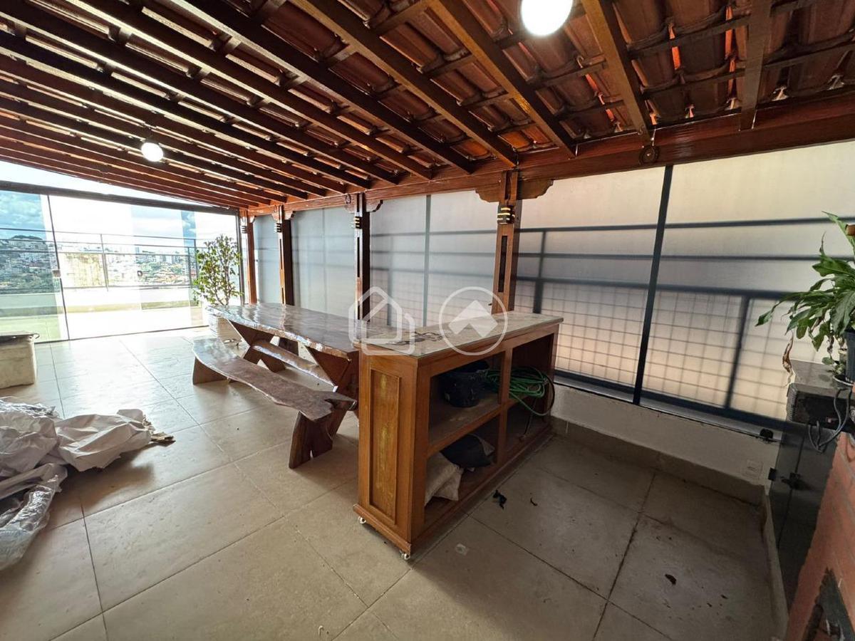 Cobertura, Buritis, 4 Quartos, 2 Vagas, 1 Suíte